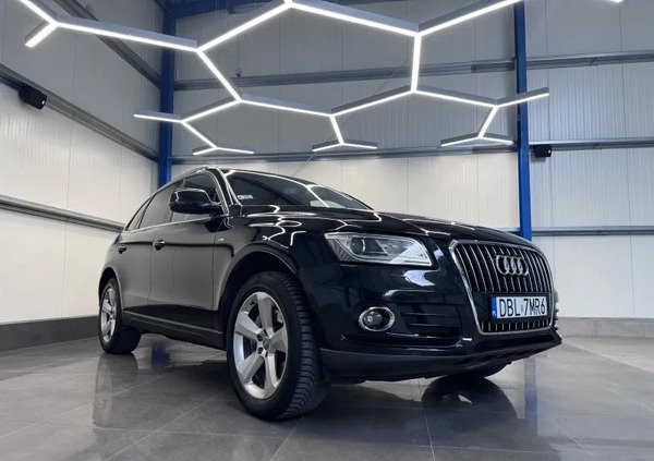 Audi Q5 cena 59500 przebieg: 336000, rok produkcji 2015 z Sulejówek małe 742